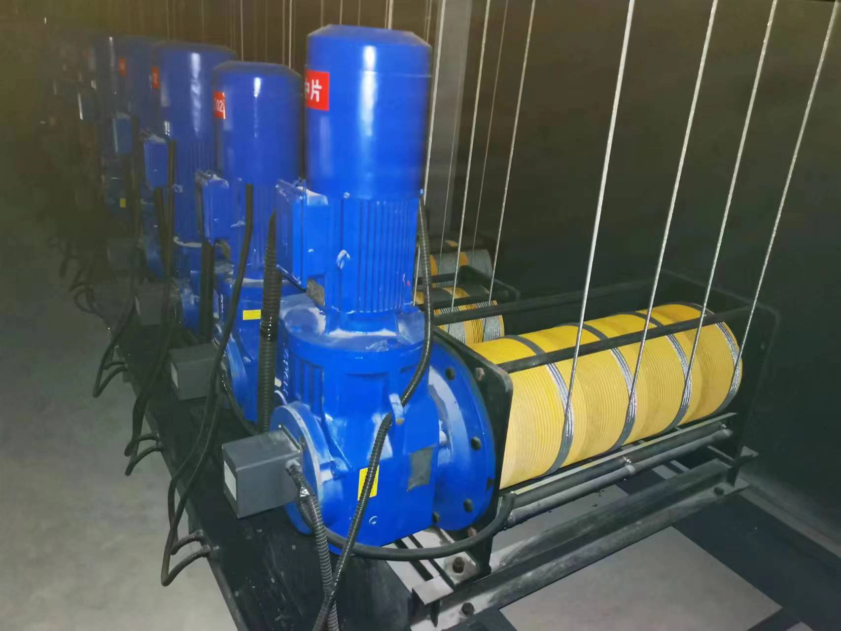 電動(dòng)吊桿機(jī)
